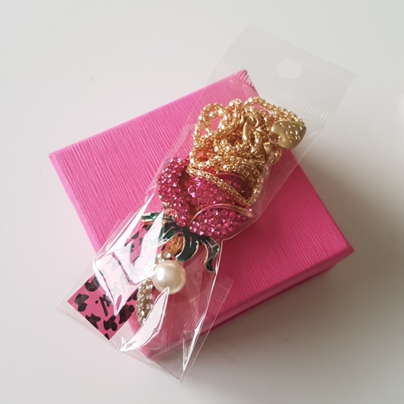 Betsey Johnson Style Necklace Crystal Rose Pendant Chain with Pearl - Picture 8 of 15